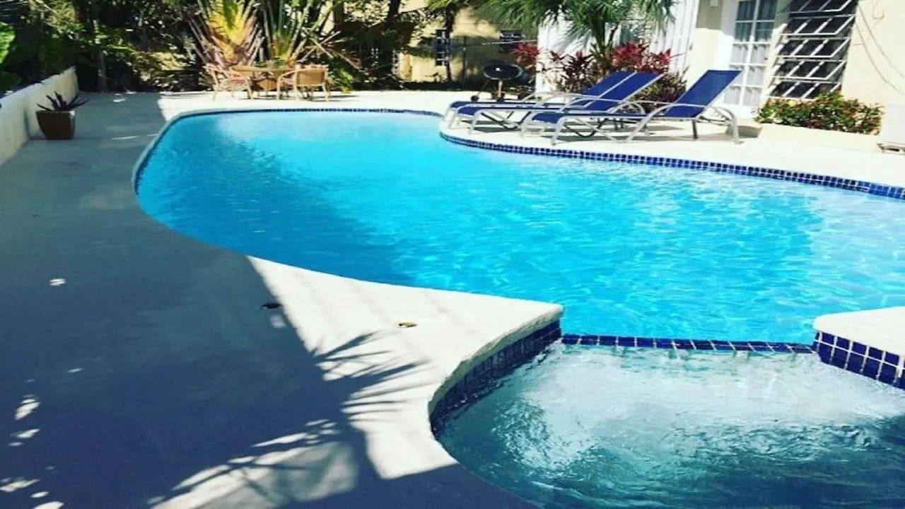 فيلا #6 Ferguson Rd - Townhouse ناسو